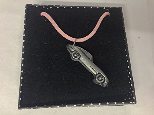 Jaguar E Type Series 1 FHC 3D Anhänger auf einem rosa Schnur Halskette handgefertigt 41 cm & verstellbar ref101 Jaguar E Type Series 1 FHC 3D Anhänger auf einem rosa Schnur Halskette handgefertigt 41 cm & verstellbar ref101 von prideindetails