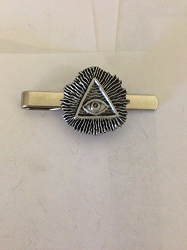 Krawattenklammer mit Aufschrift "All Seeing Eye" R59, englisches Zinn, handgefertigt in Sheffield. von prideindetails
