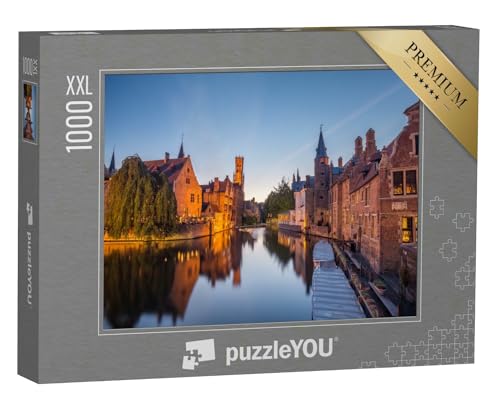 Puzzle 1000 Teile XXL „Blaue Stunde Aufnahme von historischen mittelalterlichen Gebäuden entlang eines Kanals in Brügge, Belgien“ von puzzleYOU
