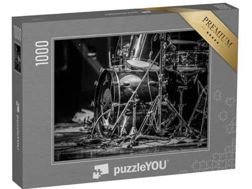 puzzleYOU: Puzzle 1000 Teile „Nahaufnahme eines Schlagzeugs, schwarz-weiß“ – aus der Puzzle-Kollektion Musik, Menschen puzzleYOU: Puzzle 1000 Teile „Nahaufnahme eines Schlagzeugs, schwarz-weiß“ – aus der Puzzle-Kollektion Musik, Menschen von puzzleYOU