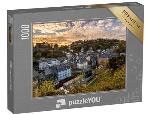 puzzleYOU: Puzzle 1000 Teile „Sonnenuntergang über der kleinen historischen Stadt Monschau, Deutschland“ von puzzleYOU