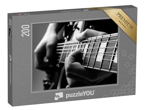 puzzleYOU: Puzzle 200 Teile „Das Spiel mit Einer Gitarre“ – aus der Puzzle-Kollektion Musik, Menschen von puzzleYOU