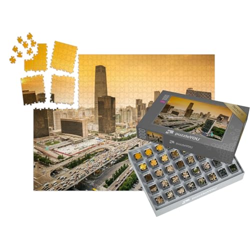 puzzleYOU: SMART Sorted® | Puzzle 1000 Teile leicht gemacht „Skyline des Finanzdistrikts in Peking, China, Sonne am Himmel“ – aus der Puzzle-Kollektion Wolkenkratzer von puzzleYOU