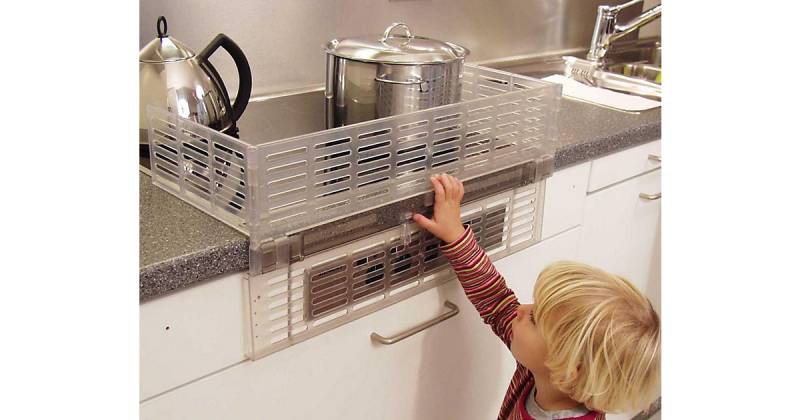 Herdschutzgitter mit Schalterabdeckung, transparent farblos Gr. 60 von reer