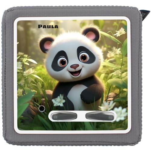 yabaduu Schutzfolie Süße Tiere kompatibel mit Toniebox Lauscher Station Aufkleber personalisierbar Zubehör für Kinder Spielzeug passgenau selbstklebend Y031 (Nr. 76 Panda, Mit Wunschname) von yabaduu