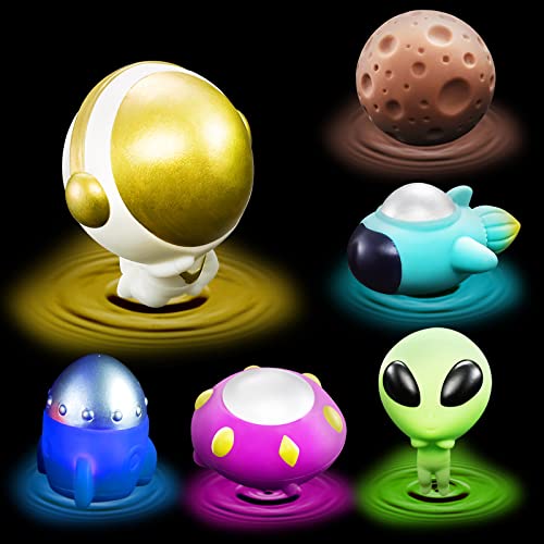 Badespielzeug Schwimmend Raum Badewannenspielzeug mit Licht 6 Stück leuchtendes Badespielzeug mit Astronaut UFO Rakete Schiff Alien Planeten Vorschule Lehrreich Duschspielzeug Geschenk für Kinder Badespielzeug Schwimmend Raum Badewannenspielzeug mit Licht 6 Stück leuchtendes Badespielzeug mit Astronaut UFO Rakete Schiff Alien Planeten Vorschule Lehrreich Duschspielzeug Geschenk für Kinder von yoliyogo